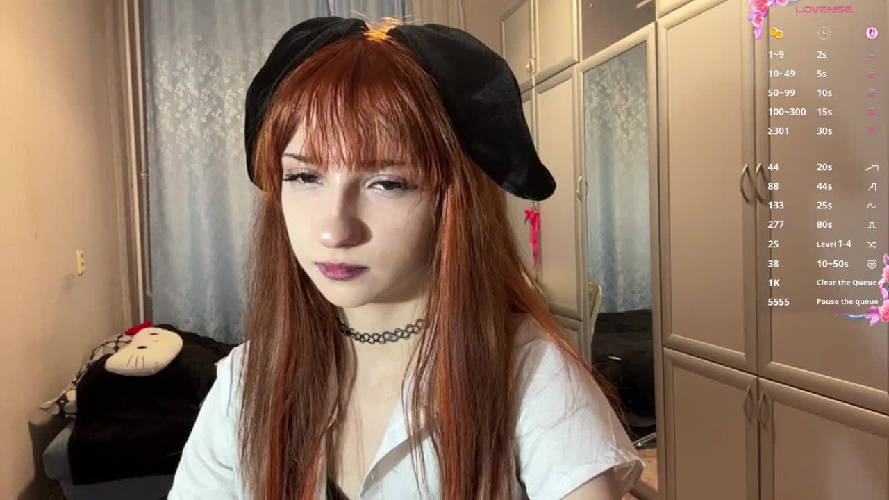UrrLuna Adult Chat April 12, 2026