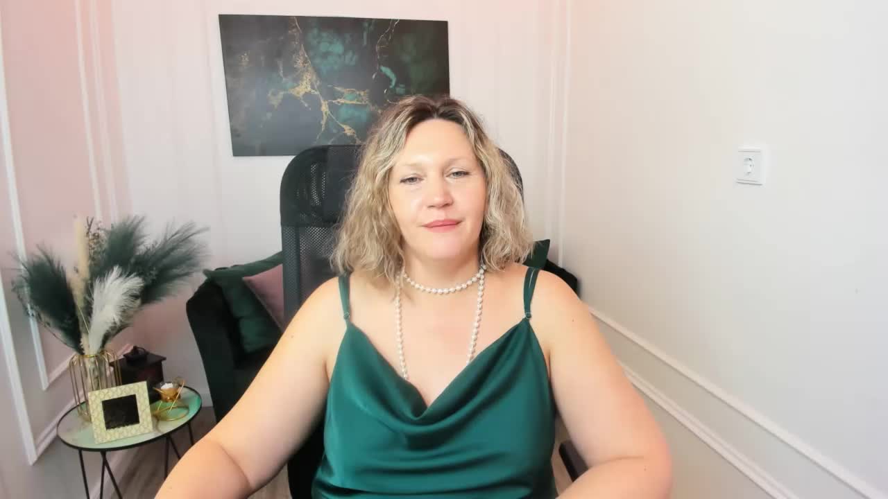 NinaStarle Adult Chat April 12, 2026