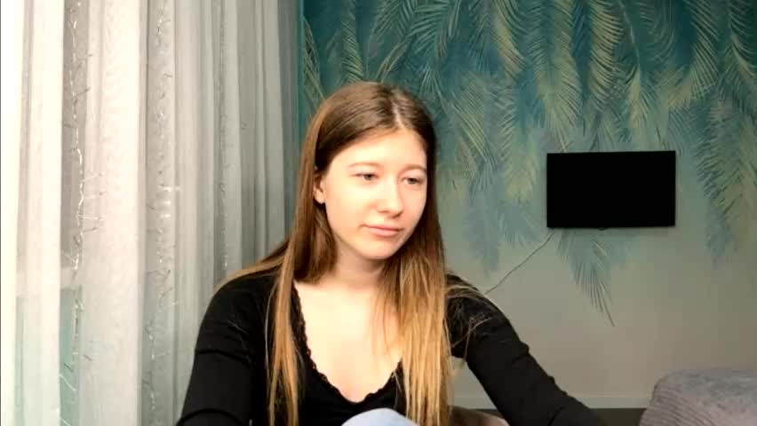 loisecromack Adult Chat April 12, 2026