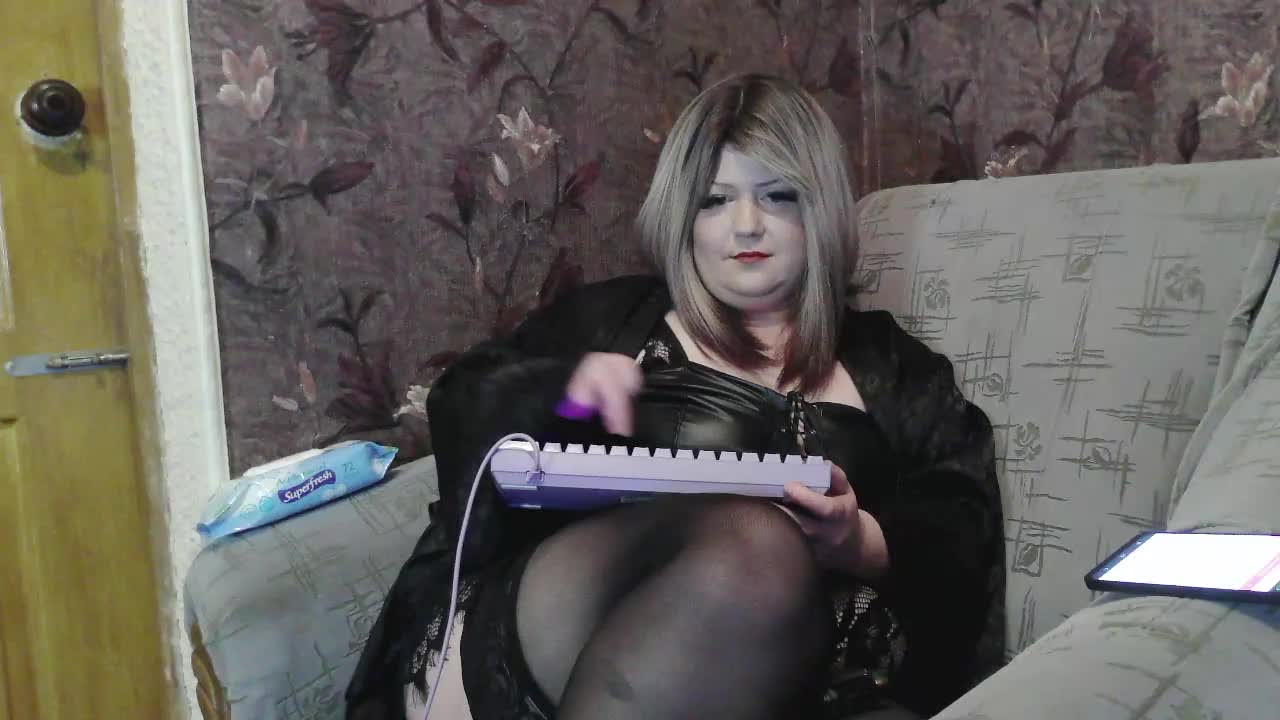 SanLuna Adult Chat April 12, 2026