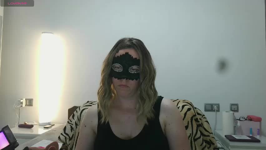 bonbonsitos_69 Adult Chat April 12, 2026