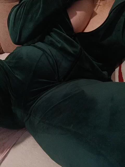 HelenBerg Adult Chat April 12, 2026