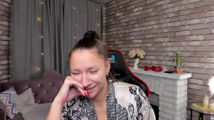 mollynay Adult Chat April 12, 2026