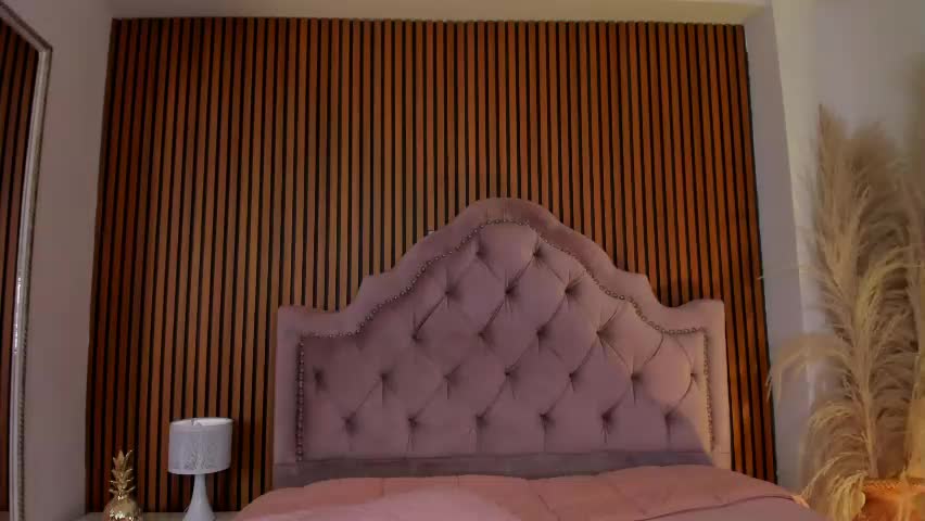 violett_hott_ Adult Chat April 13, 2026