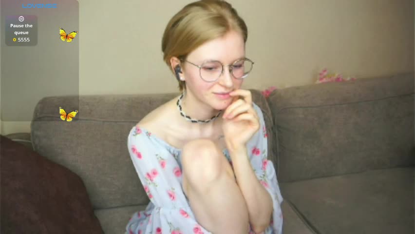 leolakorner Adult Chat April 13, 2026