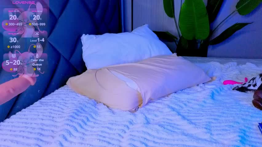 mia_sirenia Adult Chat April 13, 2026