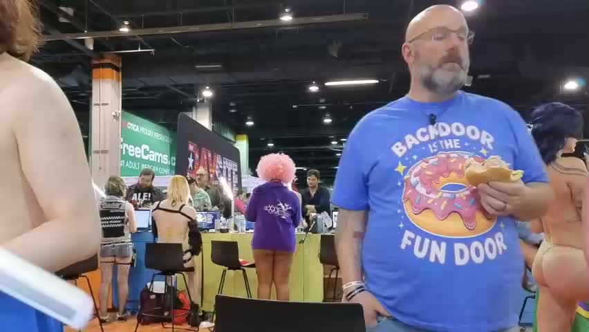 h0twife4life Adult Chat April 13, 2026