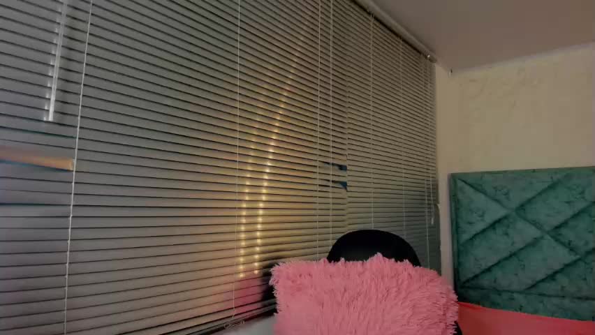 alessia_storm_ Adult Chat April 13, 2026