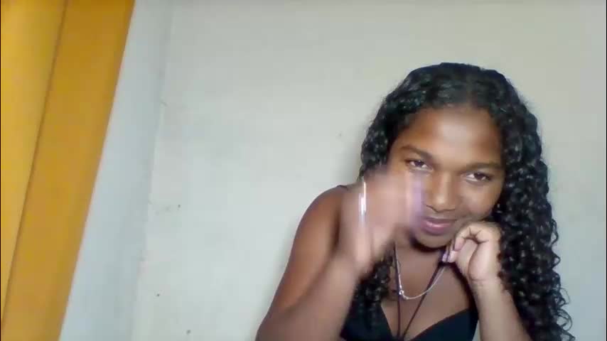 mila_lunah Adult Chat April 13, 2026