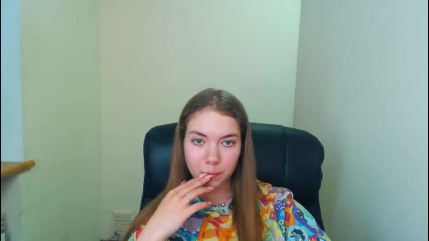 zoey_deuttch Adult Chat April 13, 2026