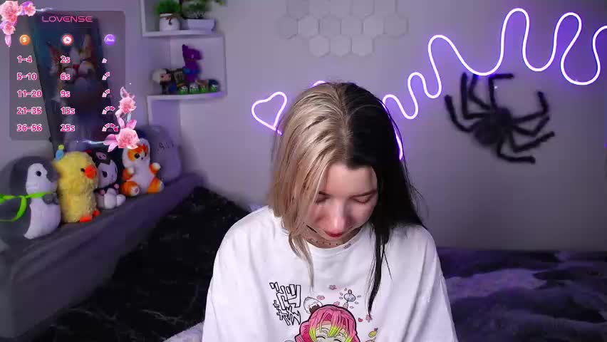 emmie_everly Adult Chat April 13, 2026