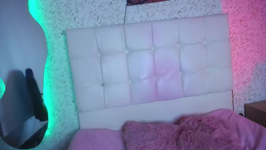 edelyn_ink Adult Chat April 13, 2026