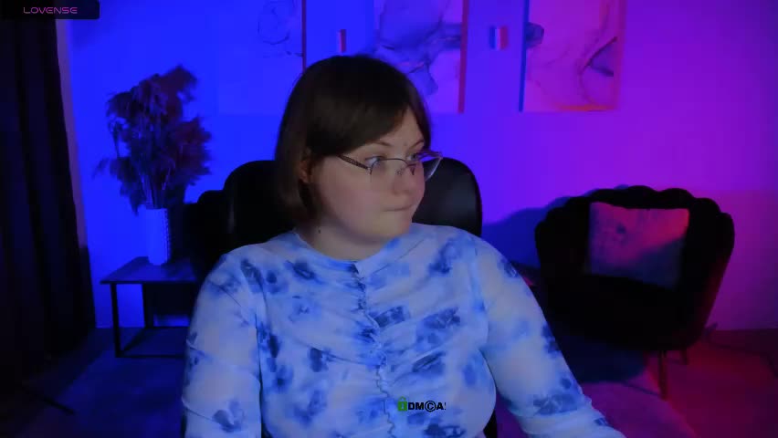 gloria_bubble Adult Chat April 13, 2026