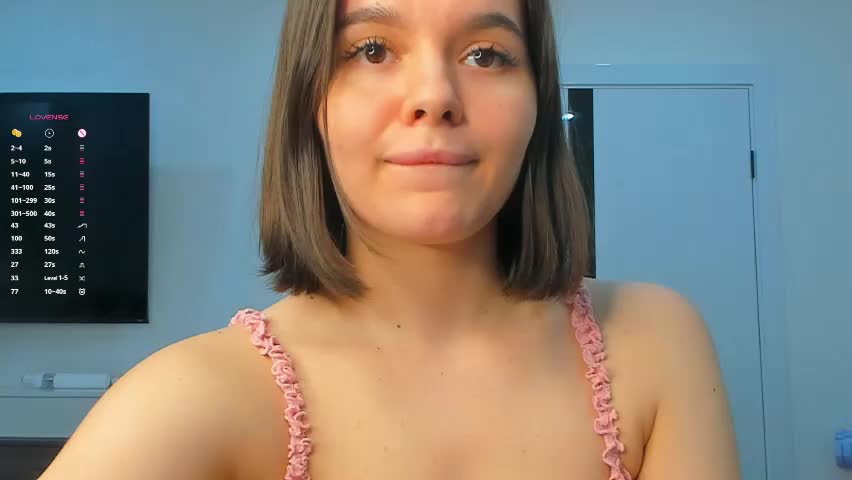 heyim_laura Adult Chat April 13, 2026