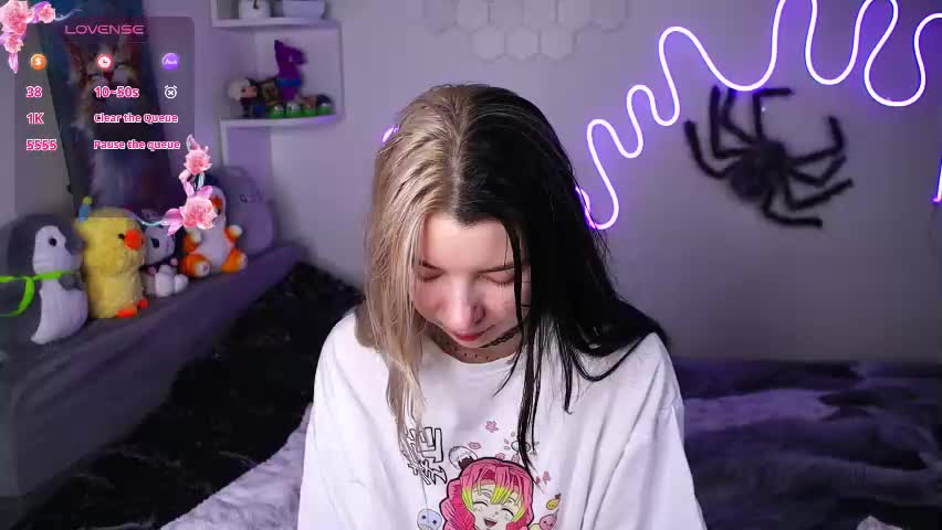 emmie_everly Adult Chat April 13, 2026
