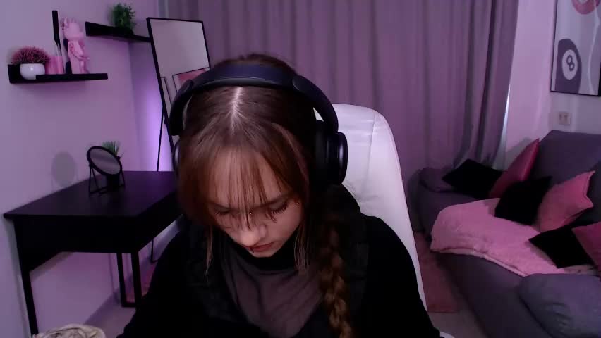 jamie_chung Adult Chat April 13, 2026