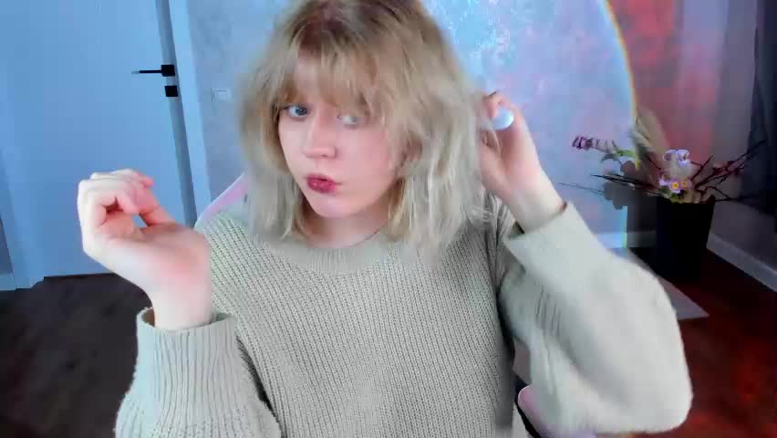 luna_c0ra Adult Chat April 13, 2026