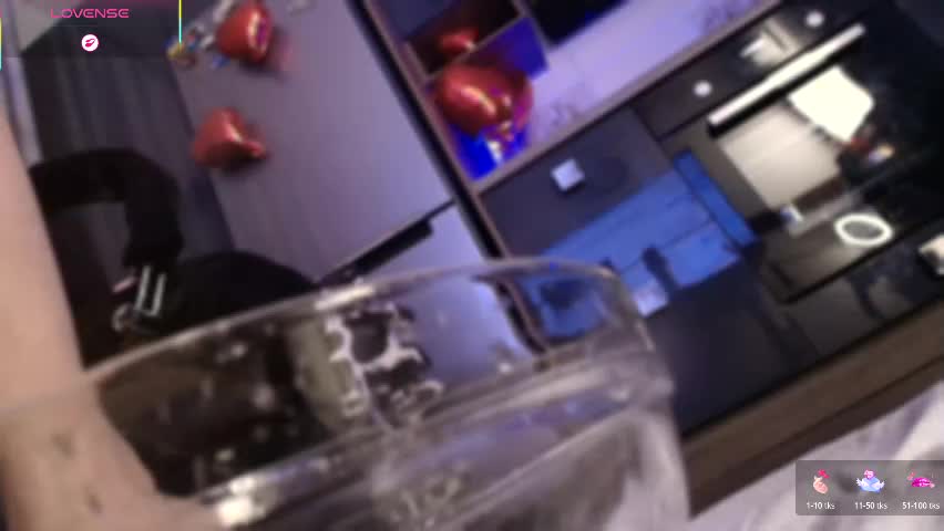konfetochka77 Adult Chat April 13, 2026