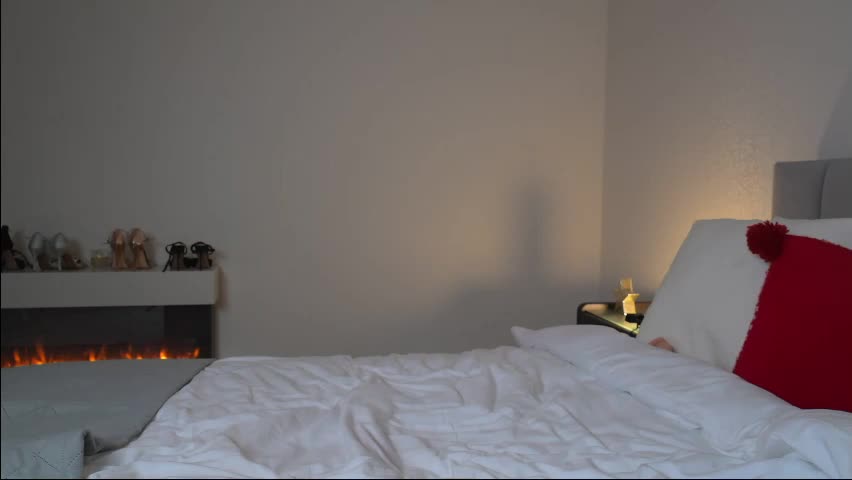 ella_twinkle Adult Chat April 13, 2026