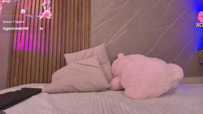 biancaa__18 Adult Chat April 13, 2026