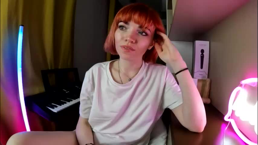 olivka_flower Adult Chat April 13, 2026
