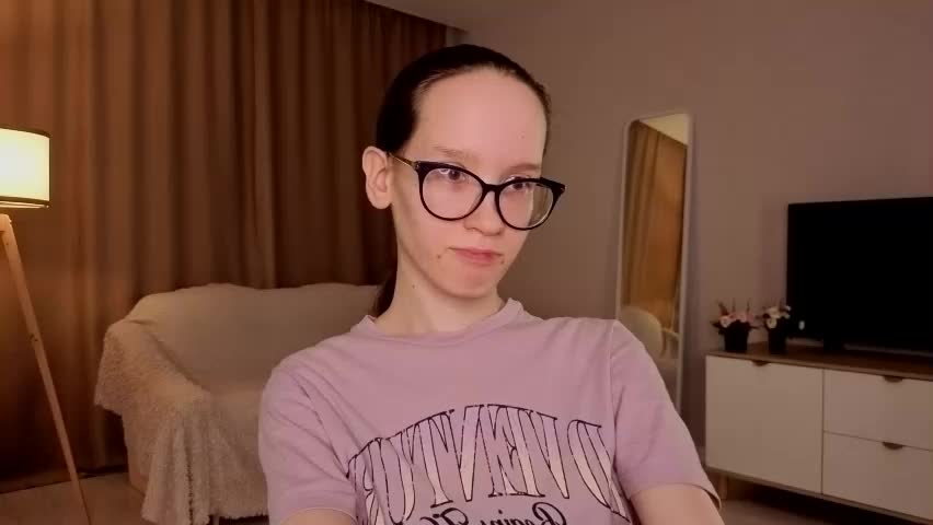 lynettebails Adult Chat April 13, 2026