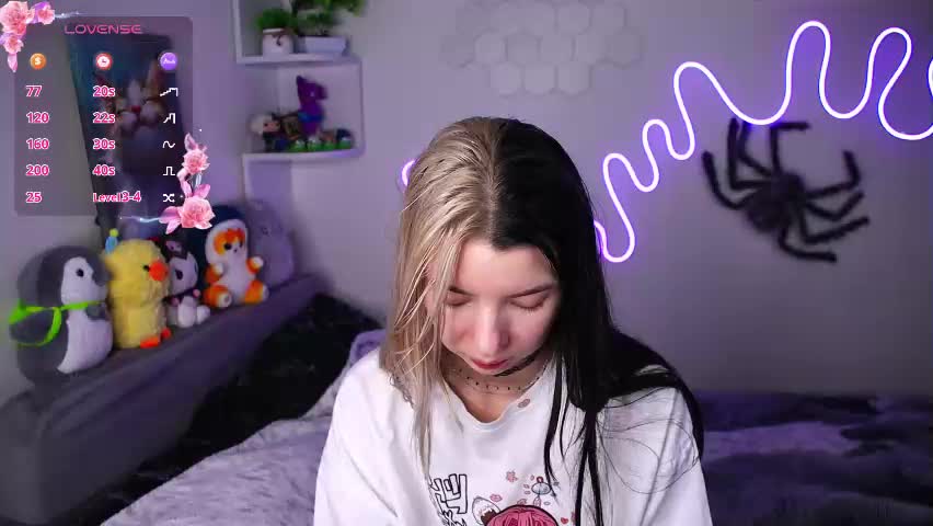 emmie_everly Adult Chat April 13, 2026