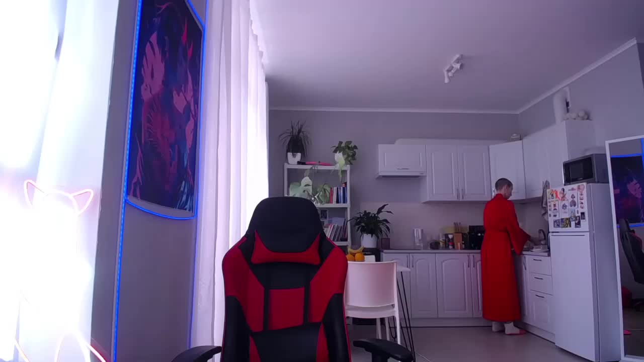 Hope_Foxter Adult Chat April 14, 2026