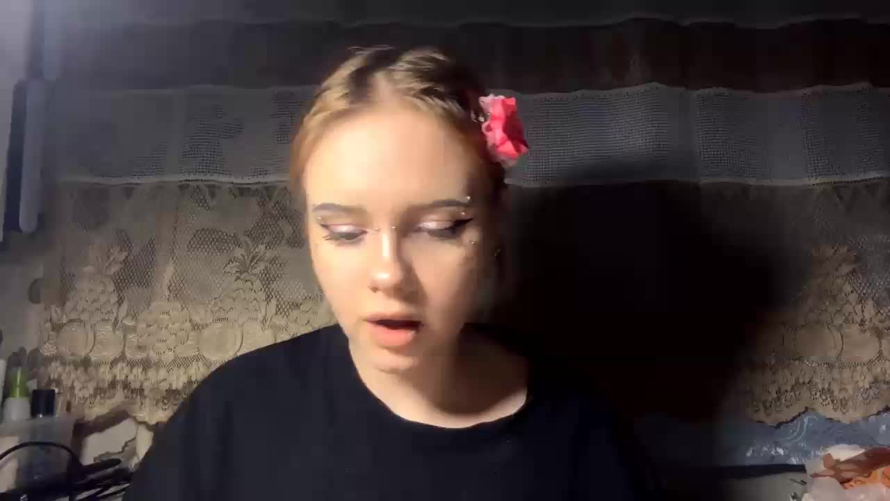 LaelVeller Adult Chat April 13, 2026