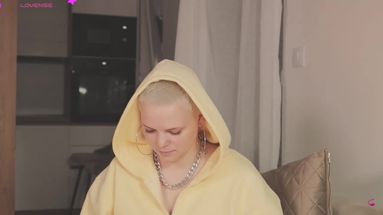 LikaBerry Adult Chat April 14, 2026