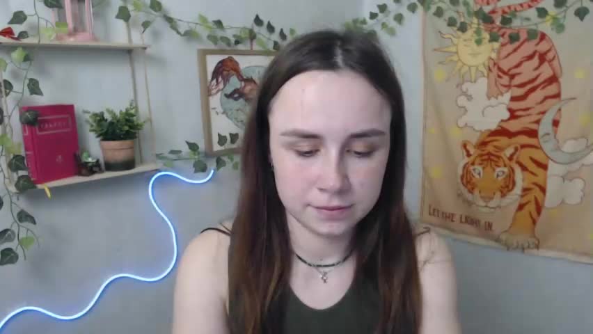 veryveryvery_shy Adult Chat April 13, 2026