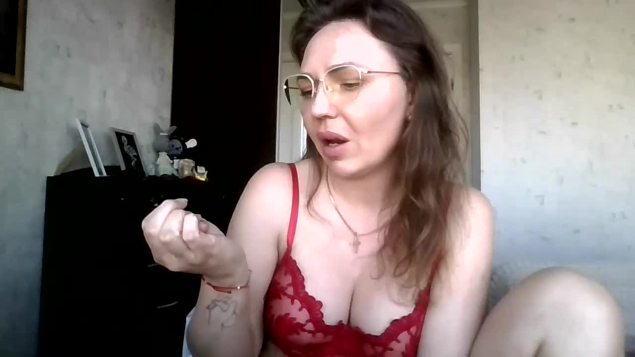 CuteAngelina Adult Chat April 14, 2026