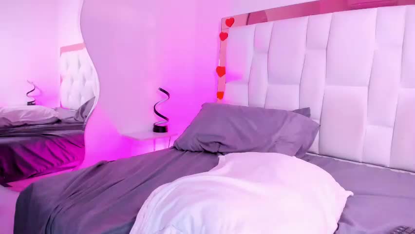 aliciawhite_nt Adult Chat April 13, 2026