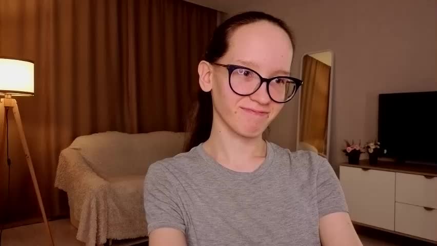 lynettebails Adult Chat April 13, 2026