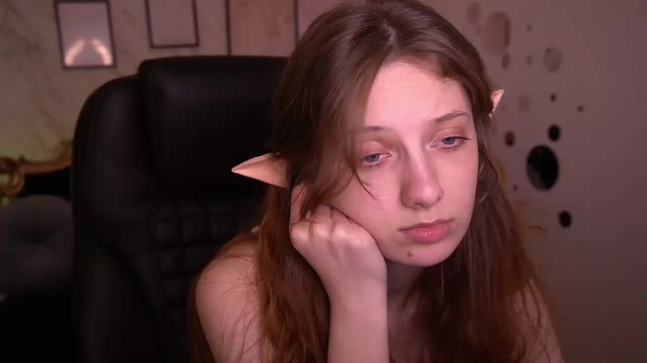 CuteeFoxy Adult Chat April 14, 2026