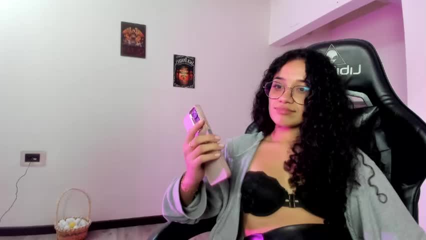 isis_black_ Adult Chat April 13, 2026