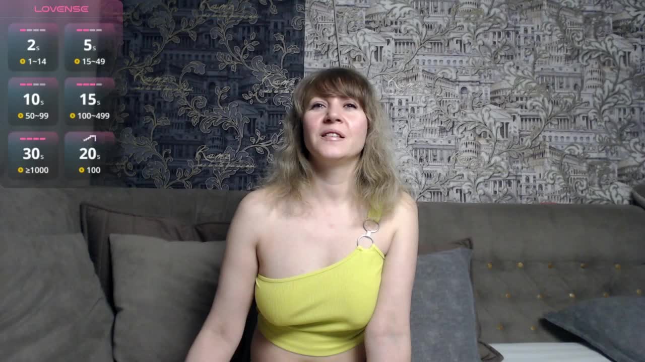 mandyfoxxx Adult Chat April 14, 2026