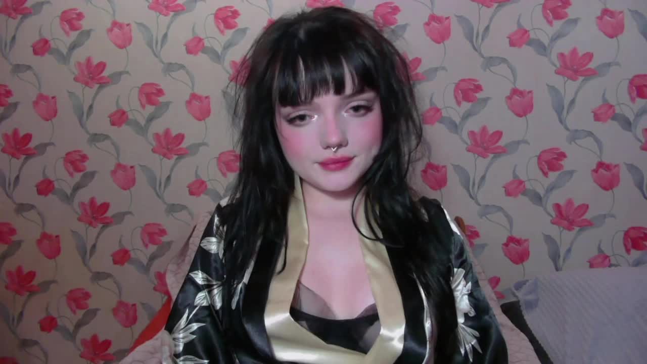 AnnmarieGuastella Adult Chat April 14, 2026