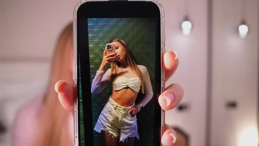 alodiaacomb Adult Chat April 14, 2026