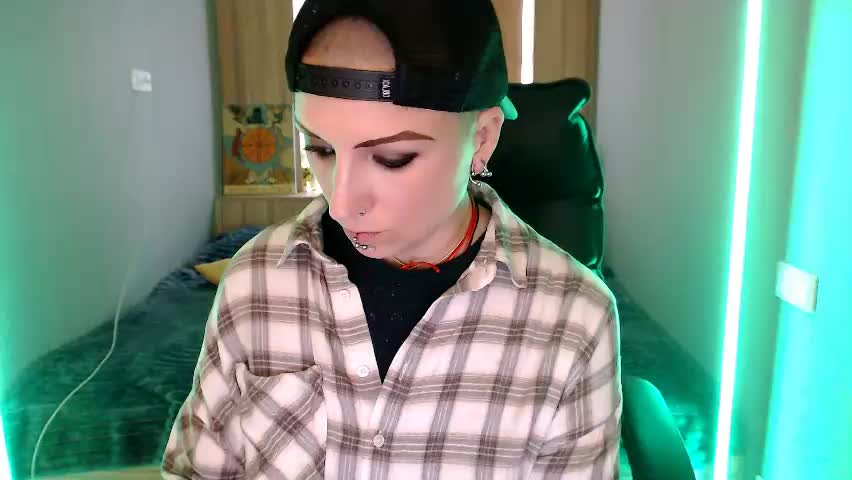 sweet_n_strong Adult Chat April 14, 2026