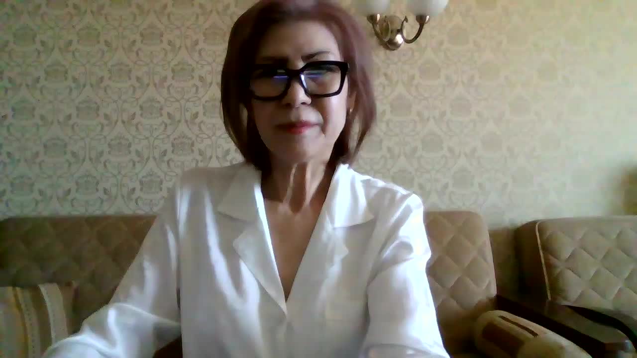 ElegantLady00 Adult Chat April 14, 2026