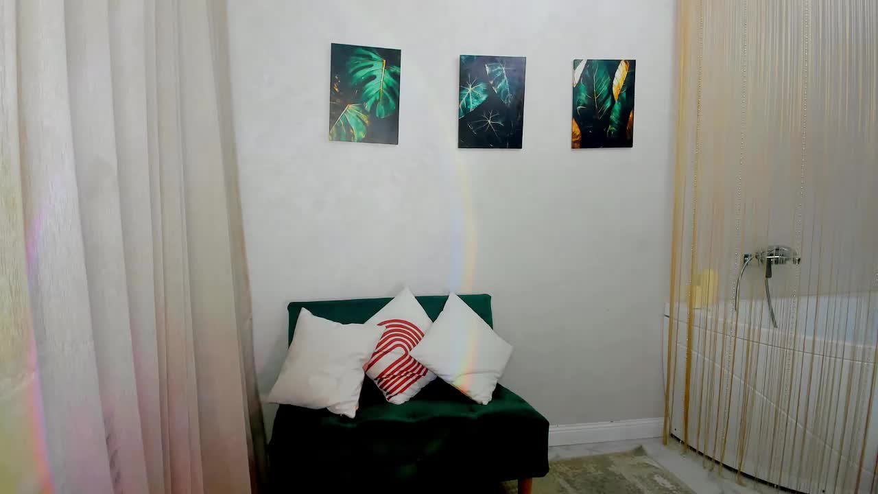 MakeYouHappy Adult Chat April 14, 2026