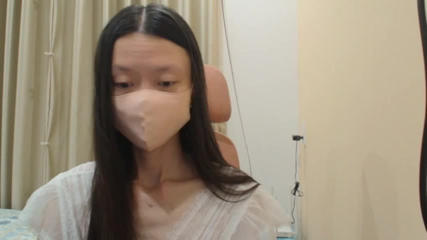 miahchan68 Adult Chat April 14, 2026