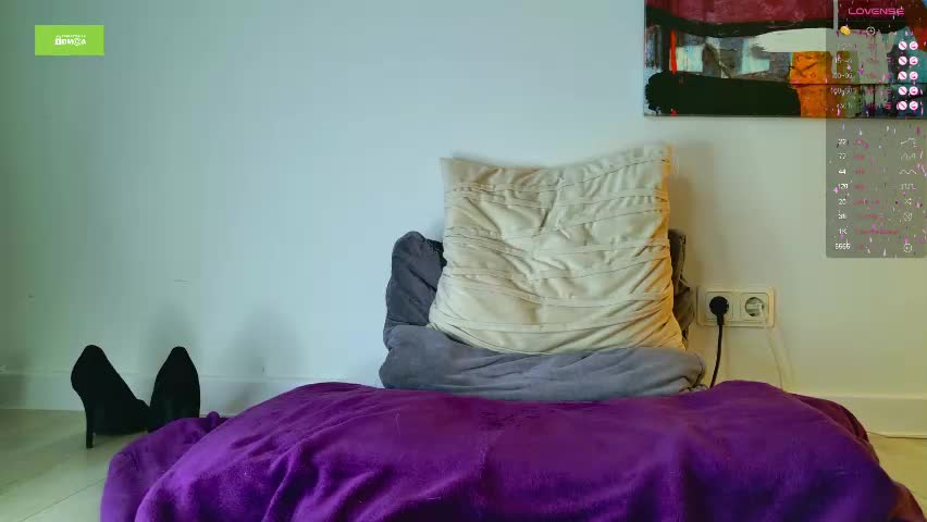 luna_helga Adult Chat April 14, 2026