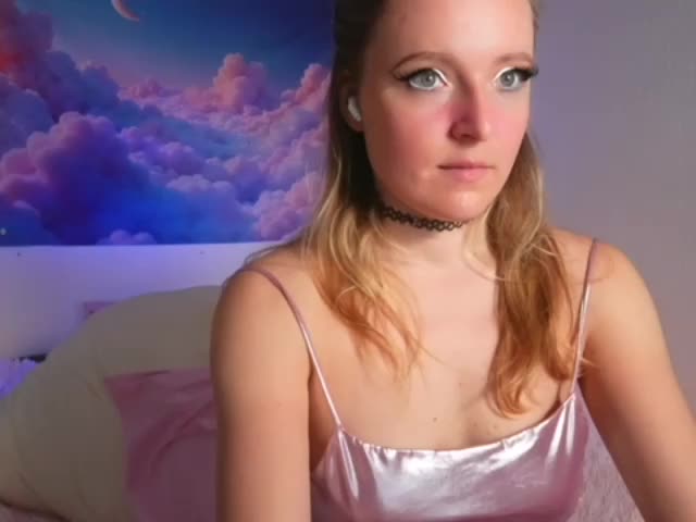 Ameliasweety Adult Chat April 14, 2026