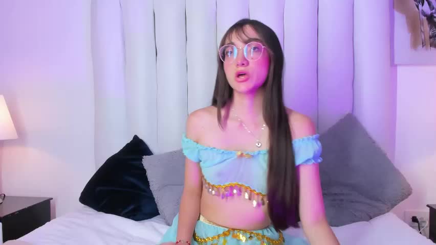 liaa_queen Adult Chat April 14, 2026