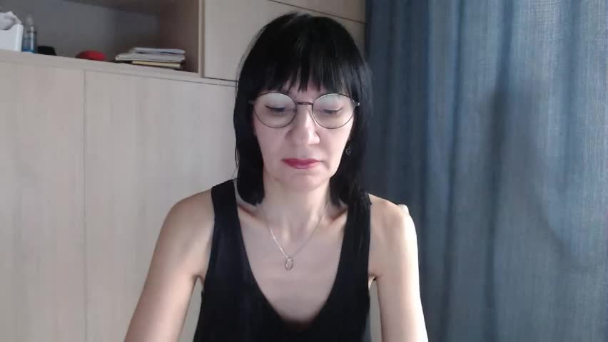 ericablack8 Adult Chat April 14, 2026