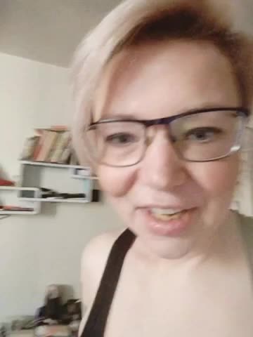 TilyTily Adult Chat April 14, 2026