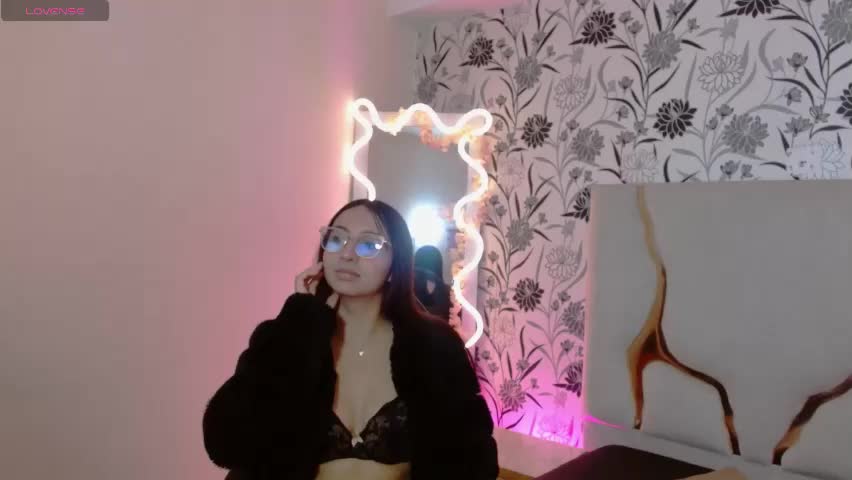 aura_tay1 Adult Chat April 14, 2026