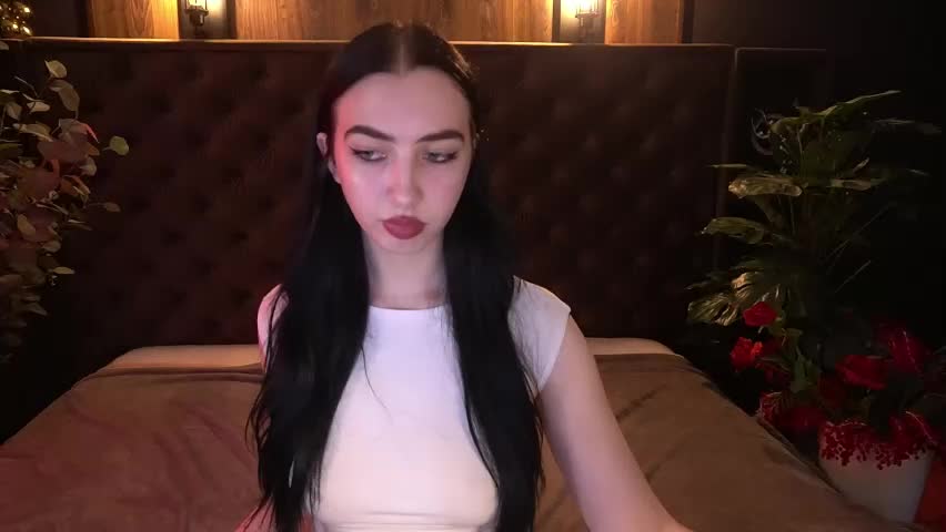 wildkittenx_ Adult Chat April 14, 2026